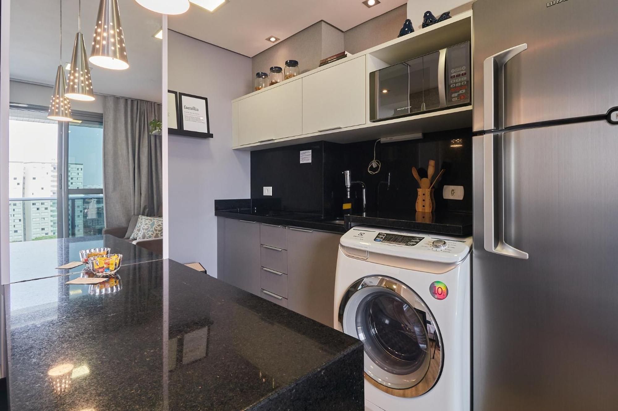 Estudio Aconchegante No Centro De Curitiba - Ar Condicio E Localizacao Perfeita! Eksteriør bilde